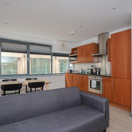 Stylish 1 Bedroom Apartment In Holborn In A Great Location Лондон Екстериор снимка