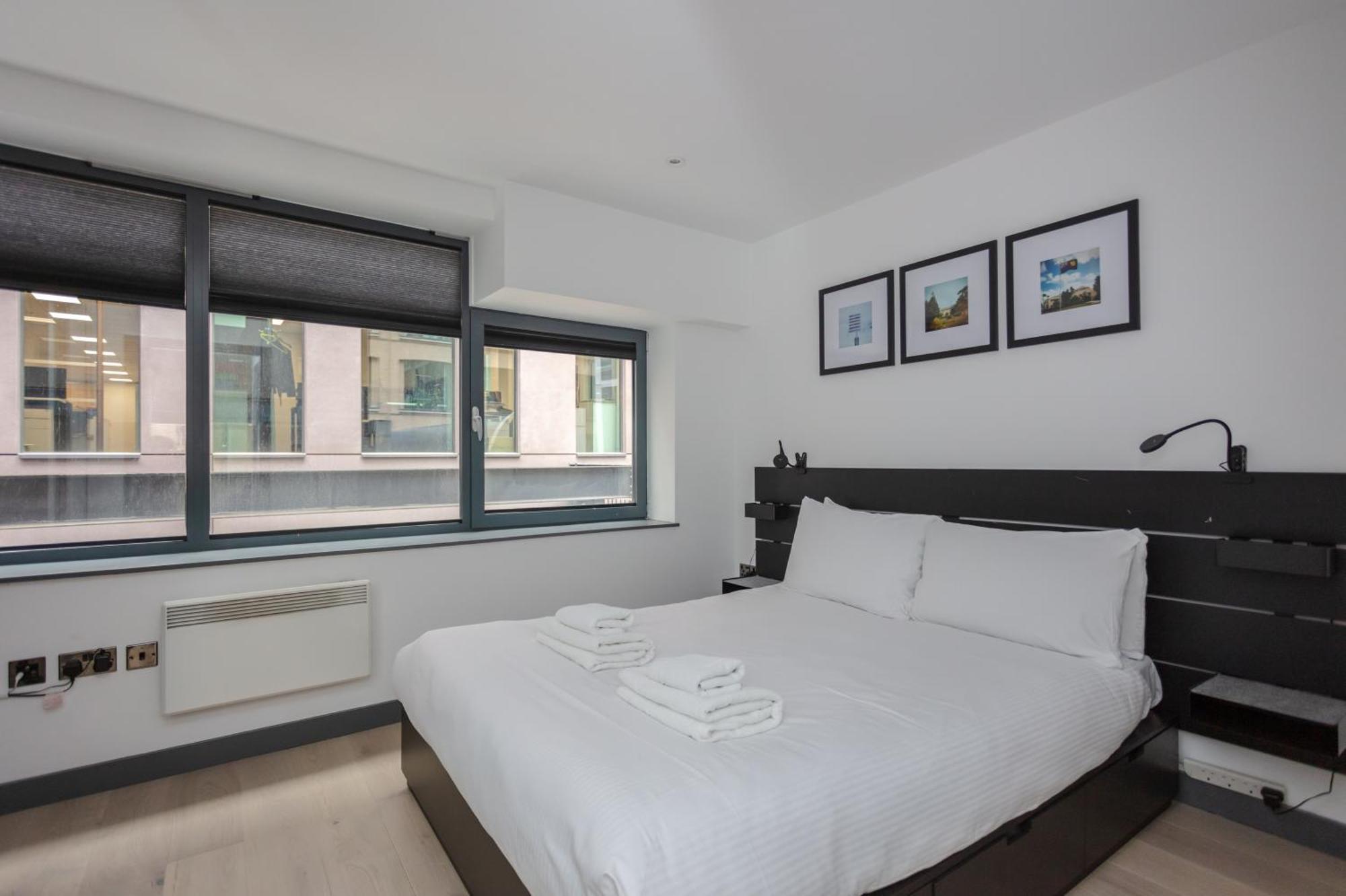Stylish 1 Bedroom Apartment In Holborn In A Great Location Лондон Екстериор снимка
